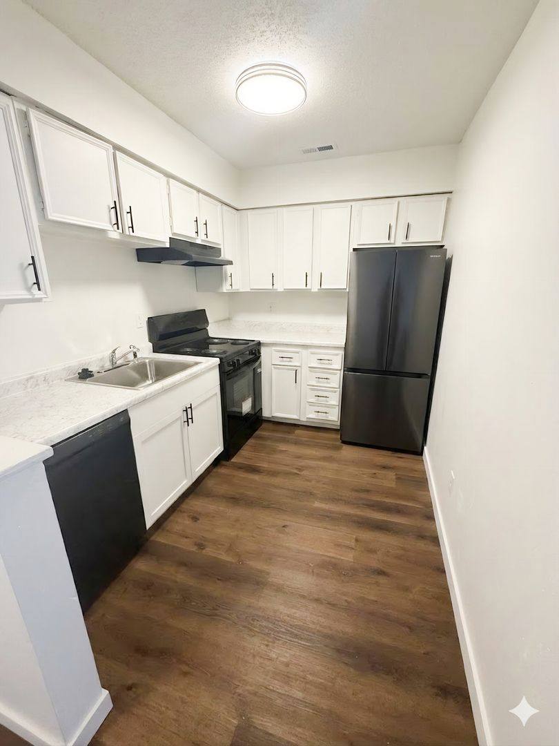 Apartment for rent at 3120 Douglas Ave, Des Moines, IA 50310