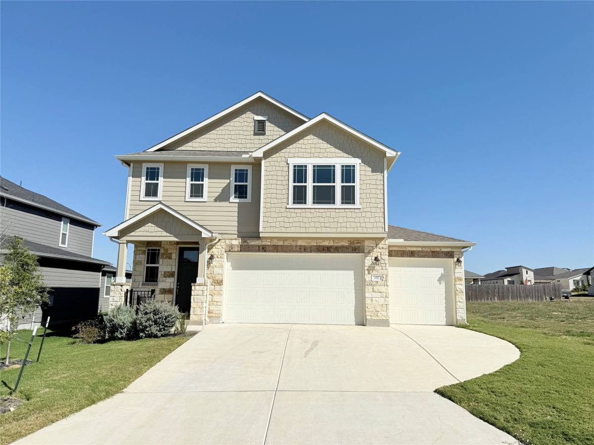 Apartment for rent at 157 Seattle Slew Dr #157, Jarrell, TX 76537