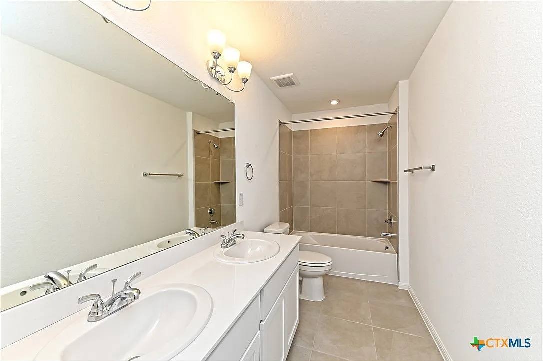 Apartment for rent at 157 Seattle Slew Dr #157, Jarrell, TX 76537