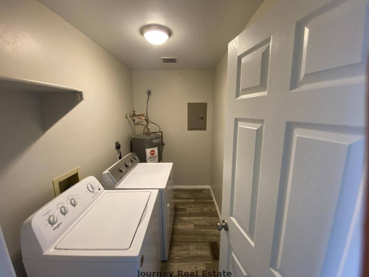Apartment for rent at 1305 Moore Place, Prescott, AZ 86303