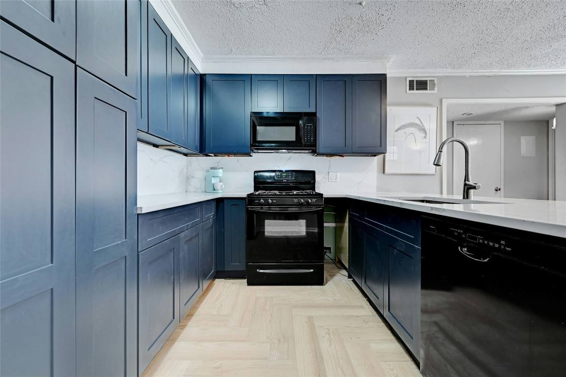 Condo for rent at 1304 Summit St #101, Austin, TX 78741