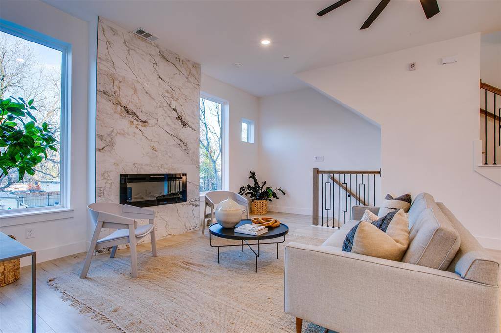 Condo for rent at 2130 Shea Rd #1002, Dallas, TX 75235