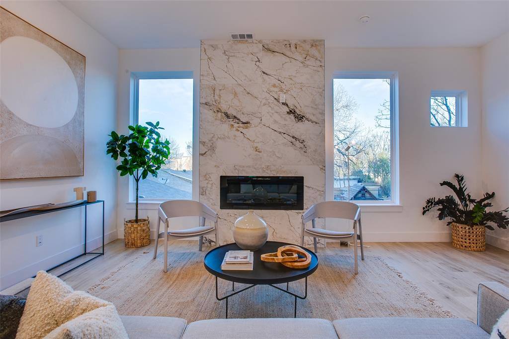 Condo for rent at 2130 Shea Rd #1002, Dallas, TX 75235