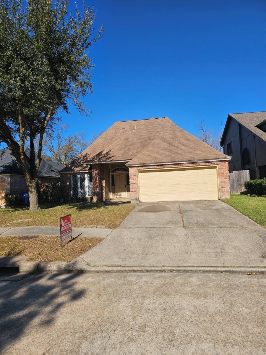 Apartment for rent at 1538 Ridgebriar Dr, Houston, TX 77014