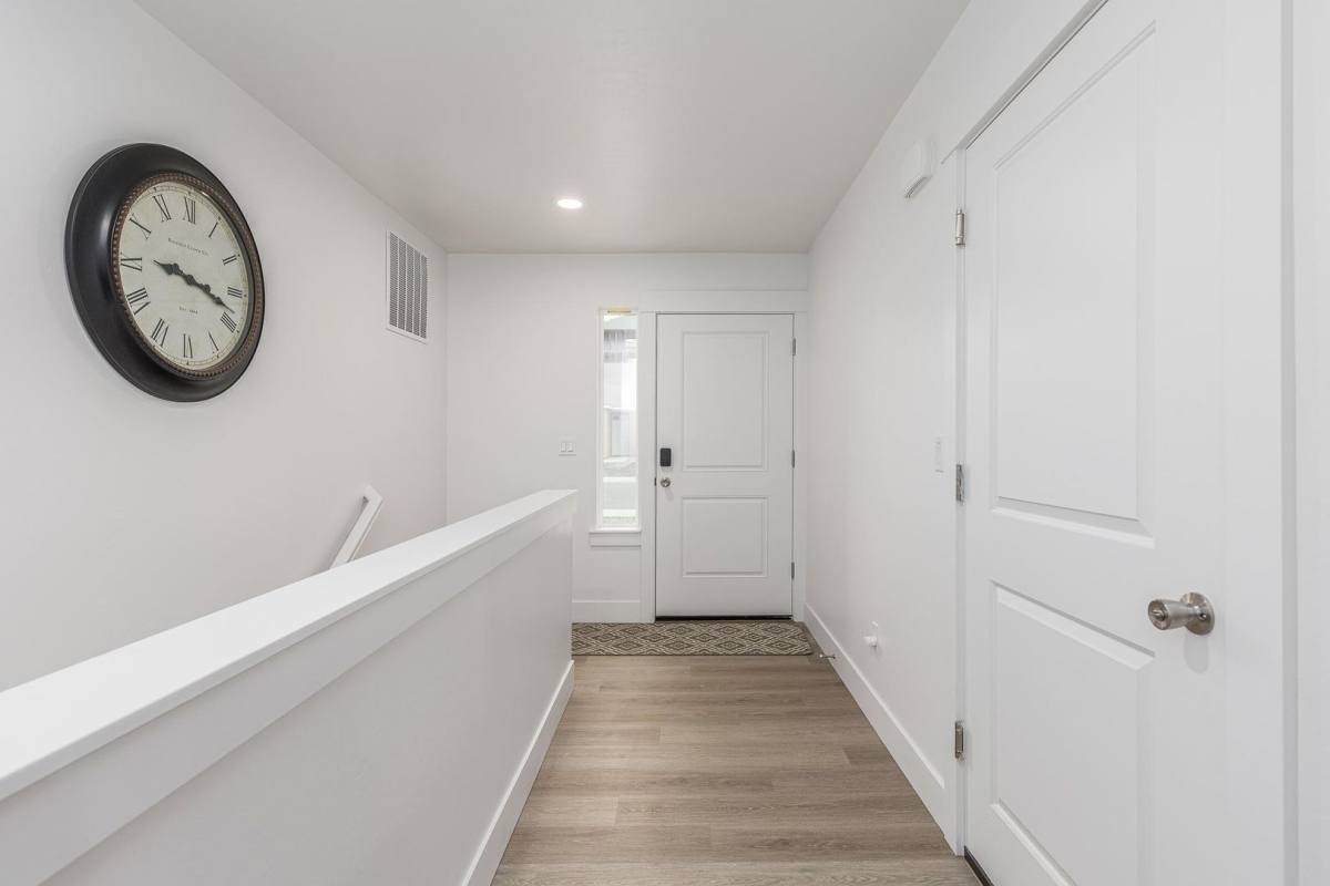 Townhouse for rent at 859 Duke Lane, West Richland, WA 99353