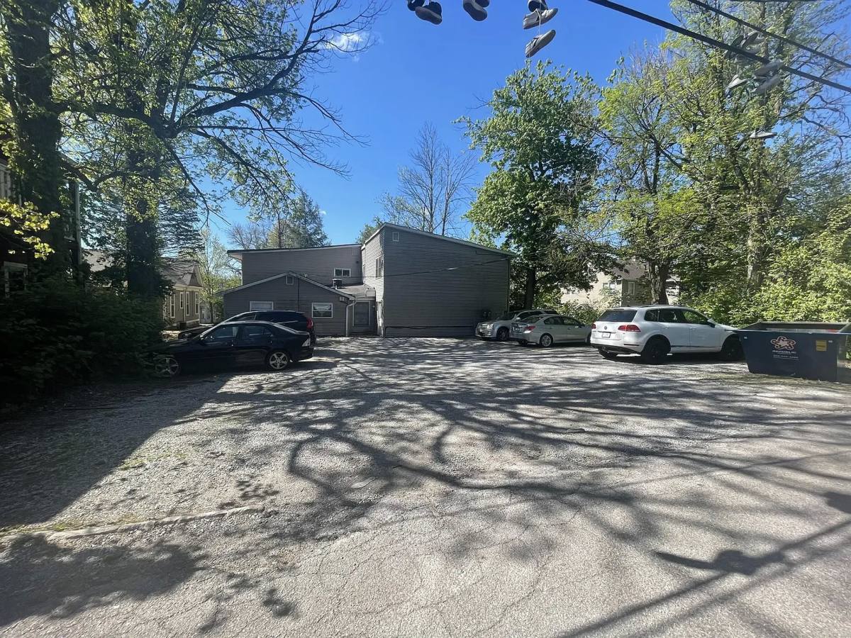 Apartment for rent at 521 E 7th St, Bloomington, IN 47401