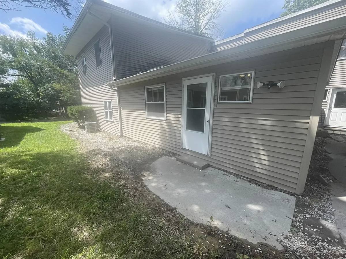 Apartment for rent at 521 E 7th St, Bloomington, IN 47401