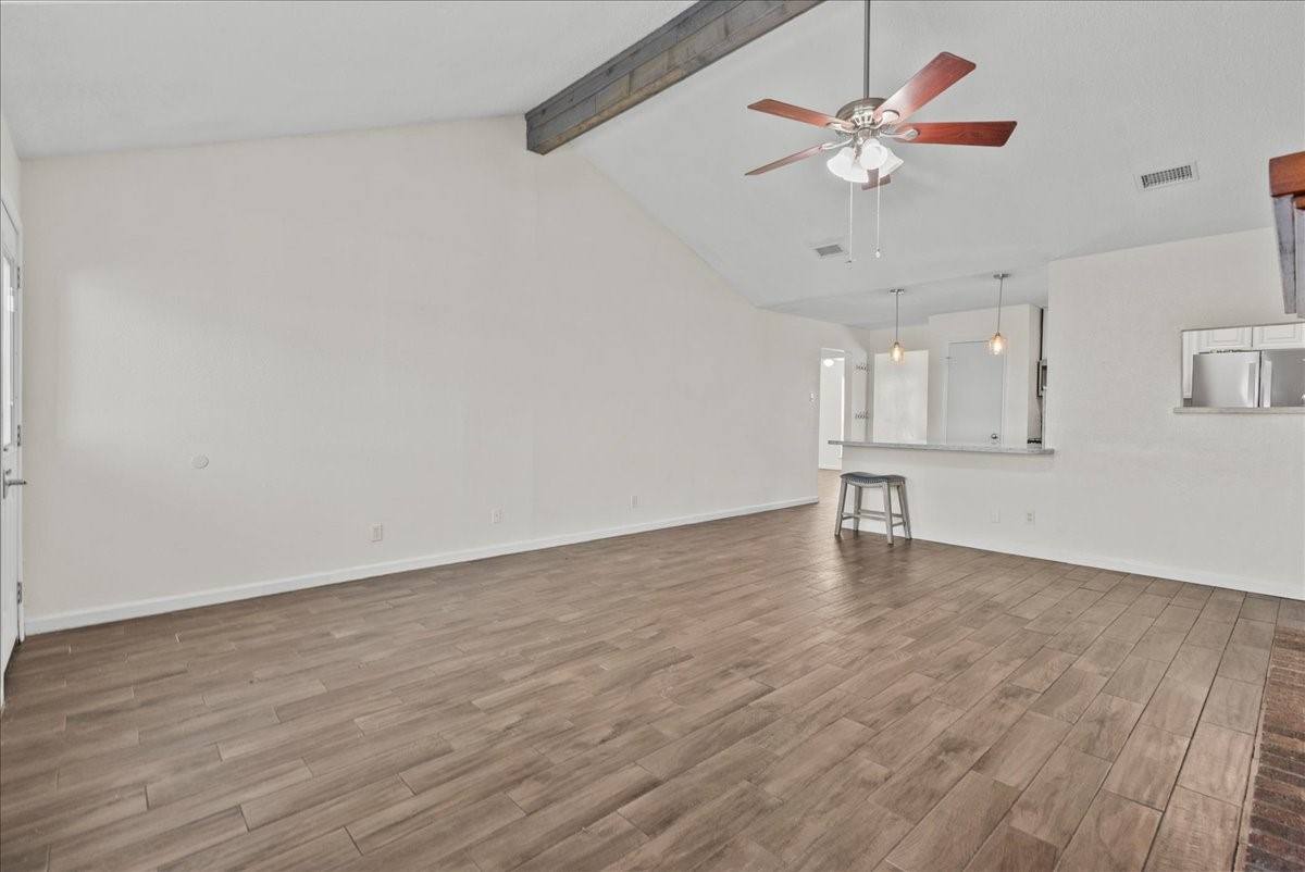 Apartment for rent at 3705 Misty Cove Court, Dickinson, TX 77539