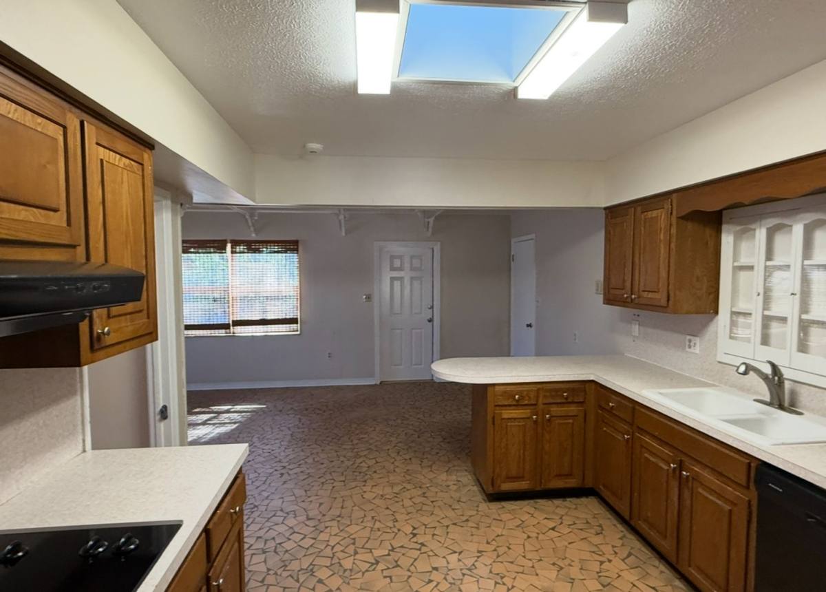 House for rent at 914 Homewood Drive, Floor, Brandon, FL 33511