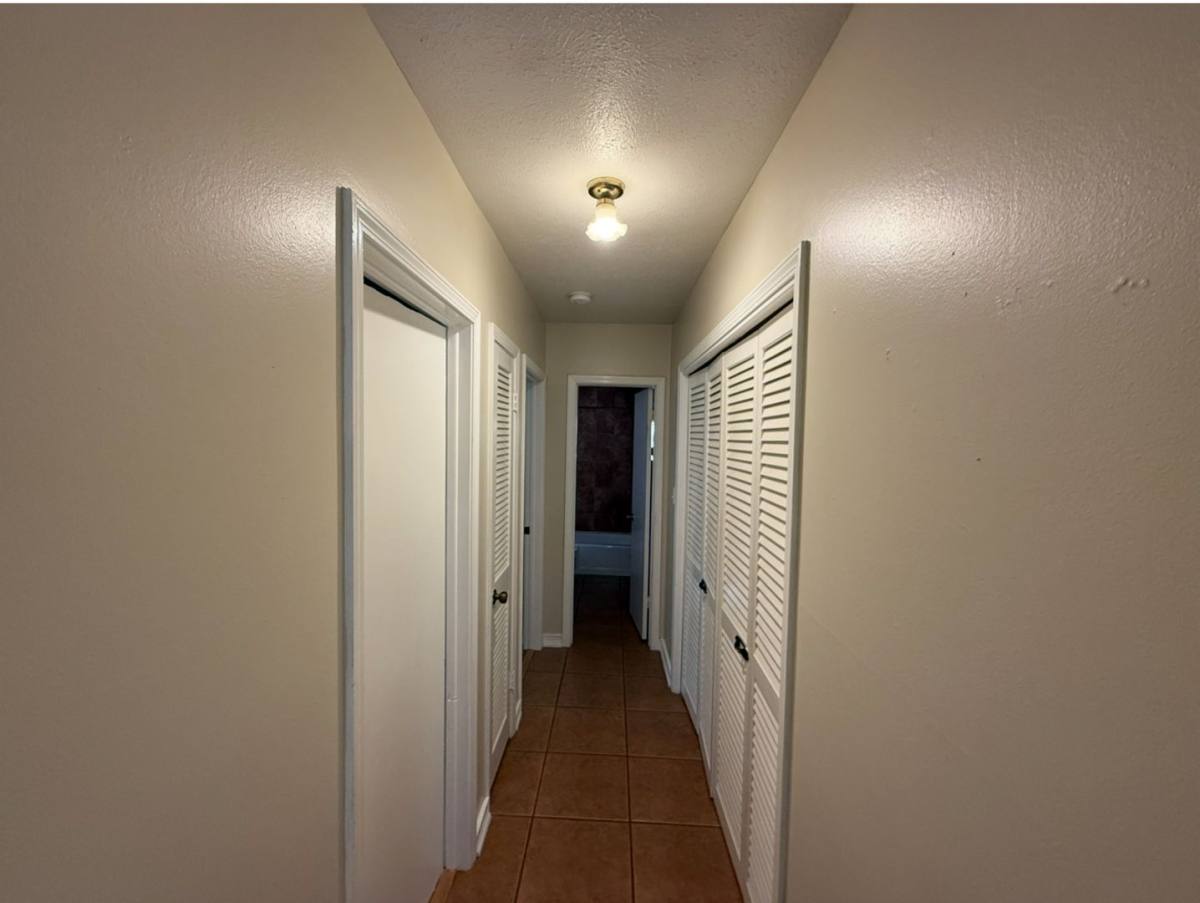 House for rent at 914 Homewood Drive, Floor, Brandon, FL 33511