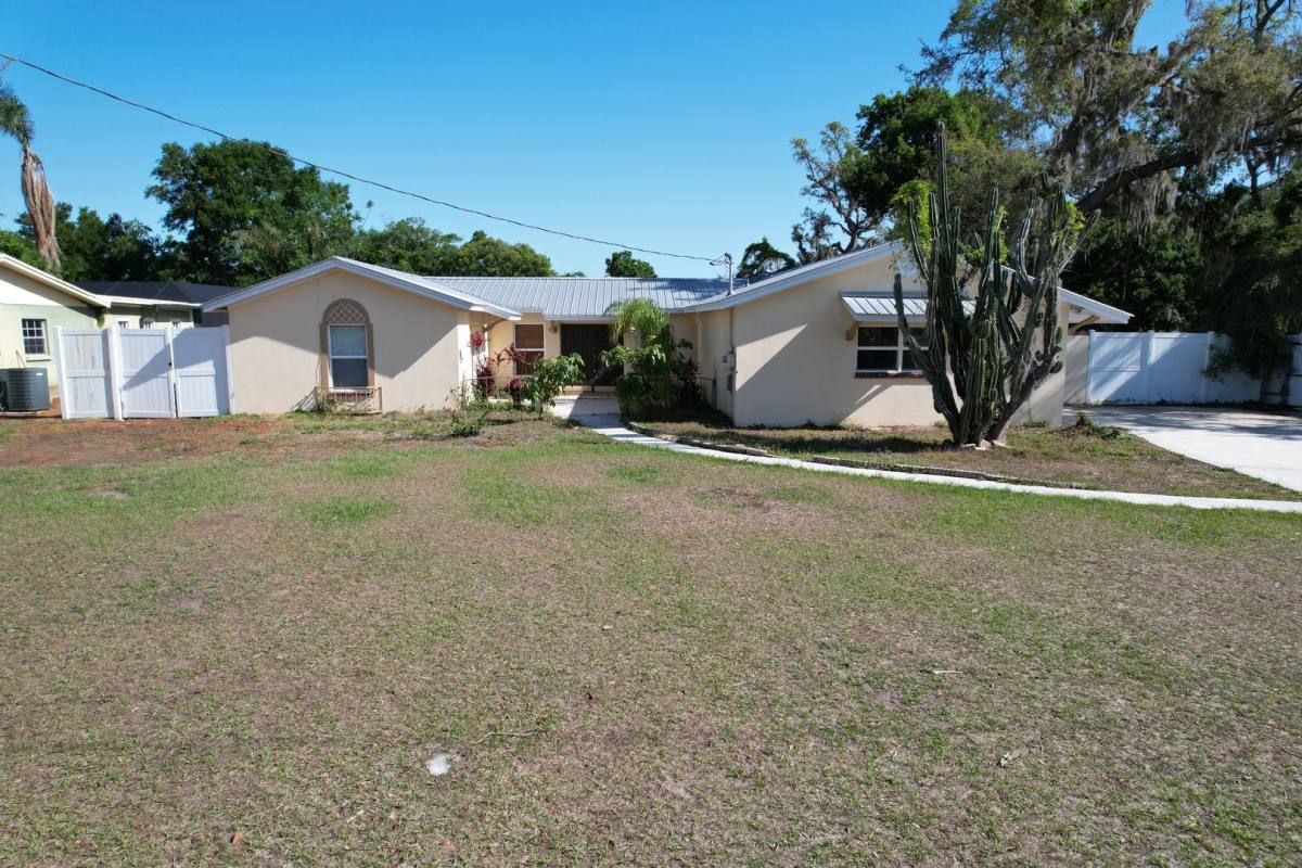 House for rent at 914 Homewood Drive, Floor, Brandon, FL 33511