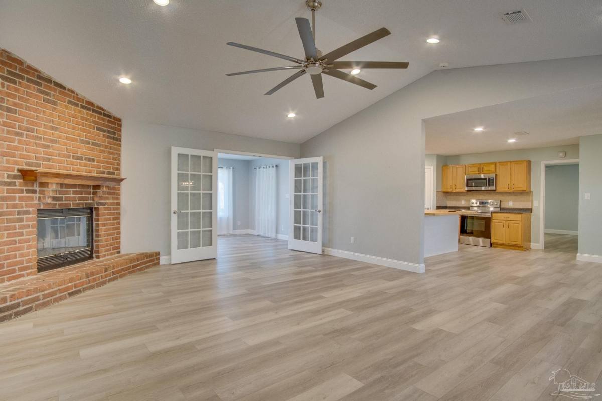 Apartment for rent at 9880 Creet Circle, Navarre, FL 32566