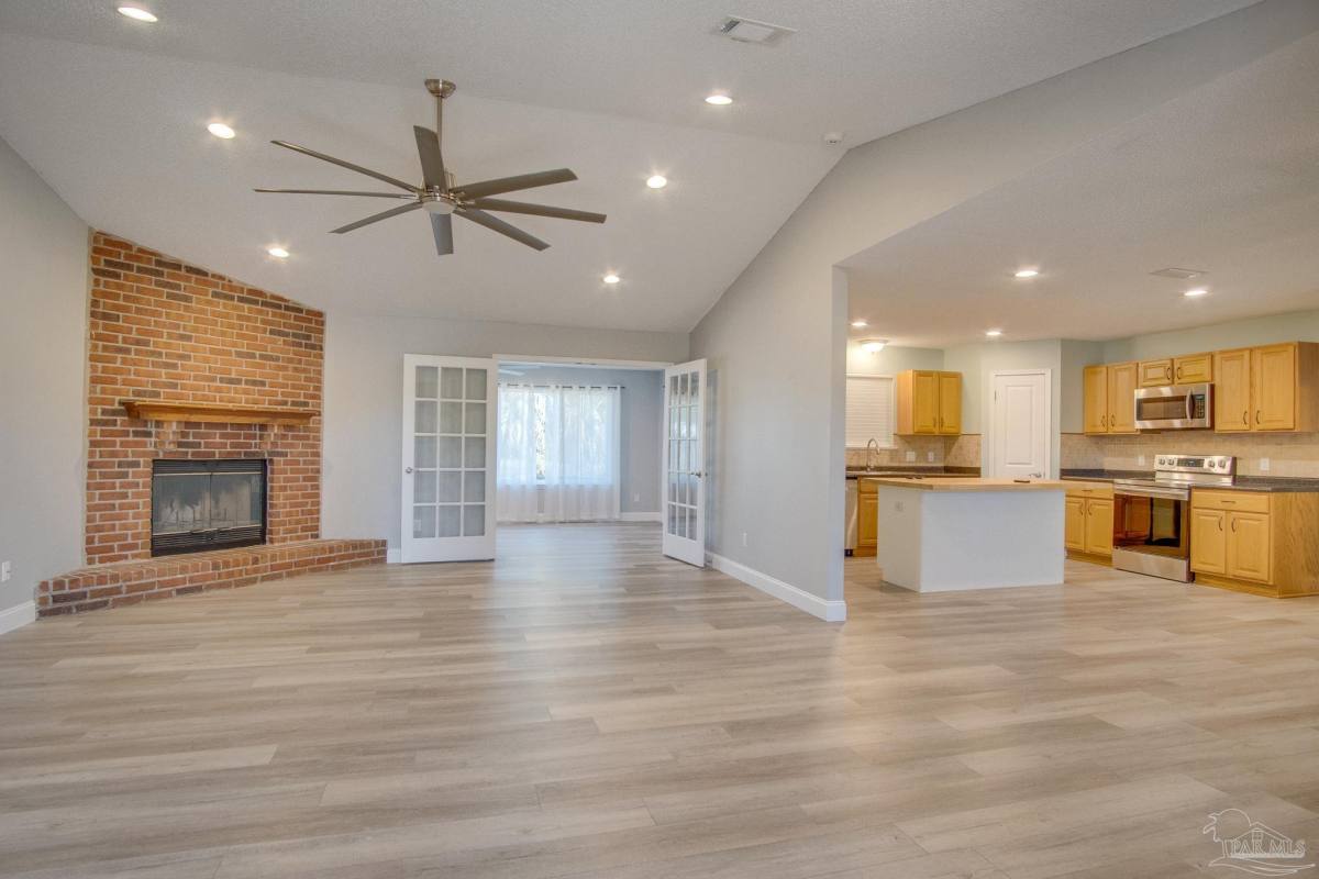 Apartment for rent at 9880 Creet Circle, Navarre, FL 32566