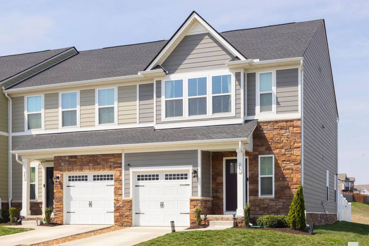 Townhouse for rent at 247 Pryor Dr, Gallatin, TN 37066