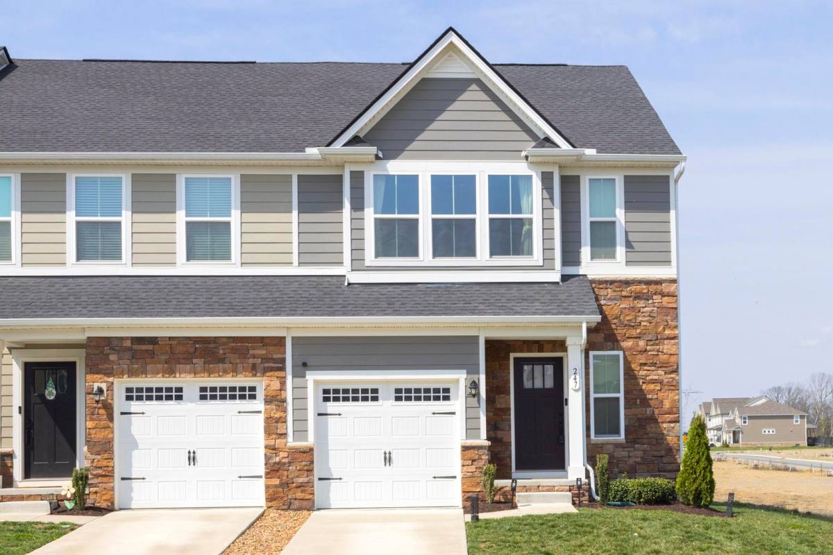 Townhouse for rent at 247 Pryor Dr, Gallatin, TN 37066