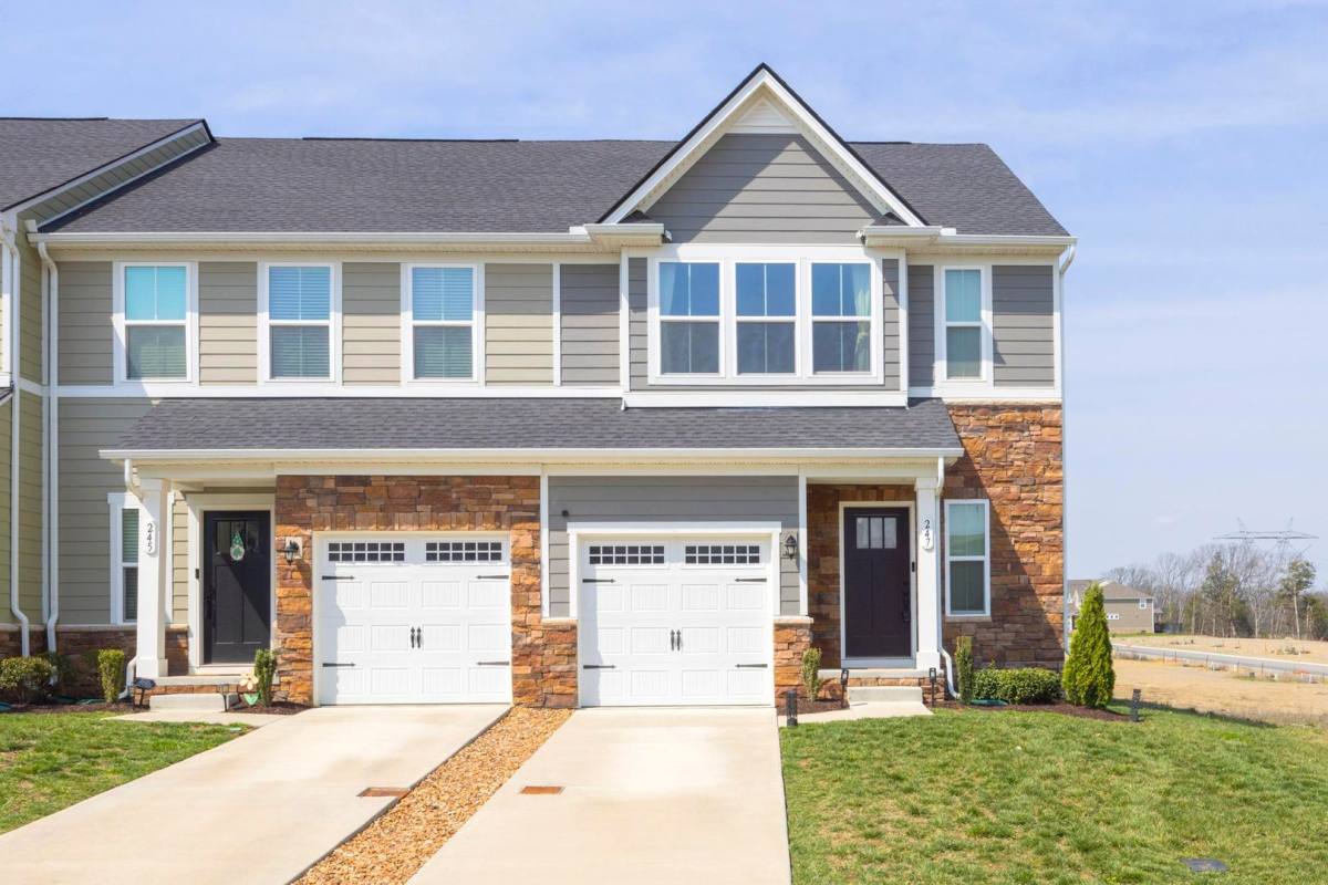 Townhouse for rent at 247 Pryor Dr, Gallatin, TN 37066