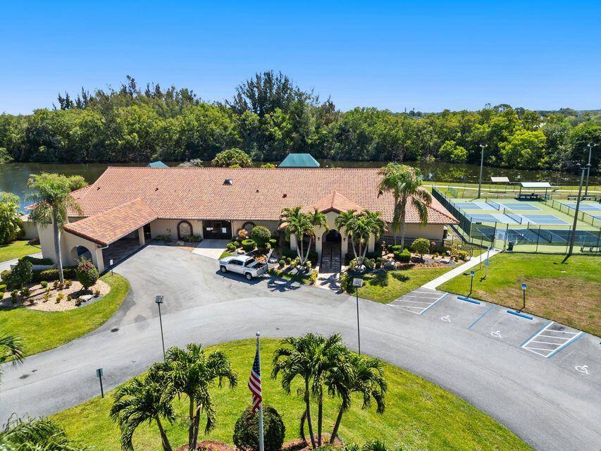 Apartment for rent at 5942 Parkwalk Circle W, Boynton Beach, FL 33472