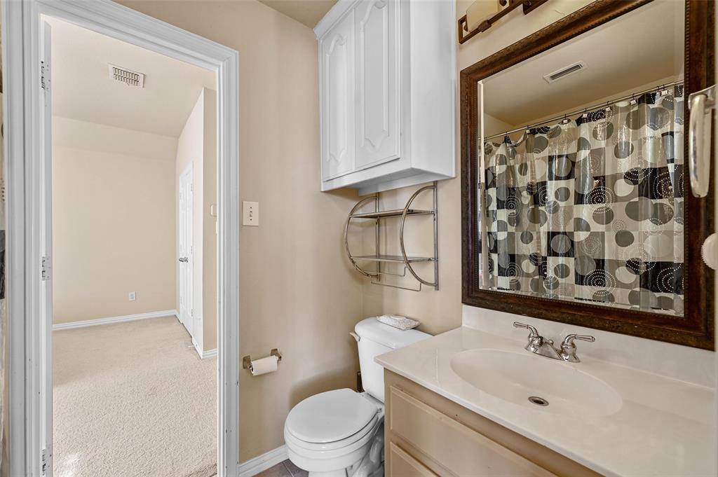 Apartment for rent at 8117 Cherry Laurel Lane, Irving, TX 75063