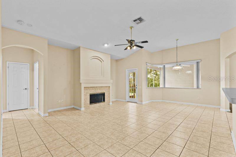 Apartment for rent at 1881 Pine Bay Dr, Lake Mary, FL 32746