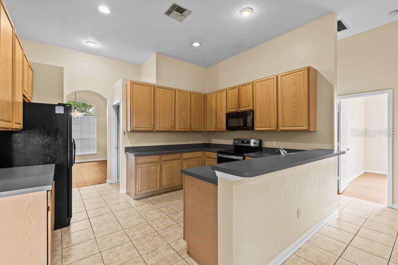 Apartment for rent at 1881 Pine Bay Dr, Lake Mary, FL 32746