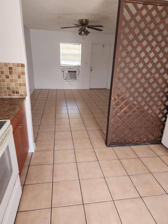 Apartment for rent at 6158 SW 20th Court #2, Hollywood, FL 33023
