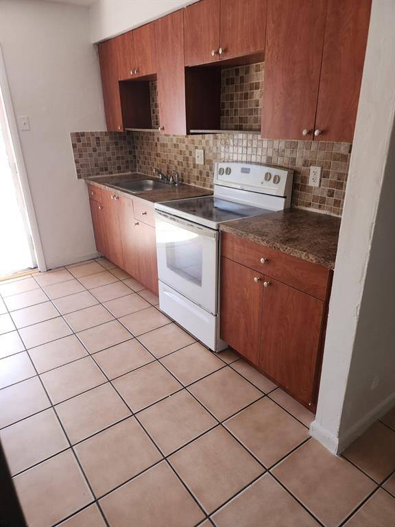Apartment for rent at 6158 SW 20th Court #2, Hollywood, FL 33023