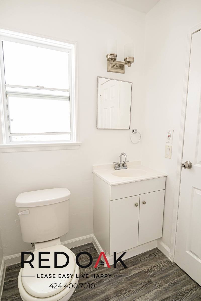 Condo for rent at 851 S Kenmore Ave #34, Los Angeles, CA 90005
