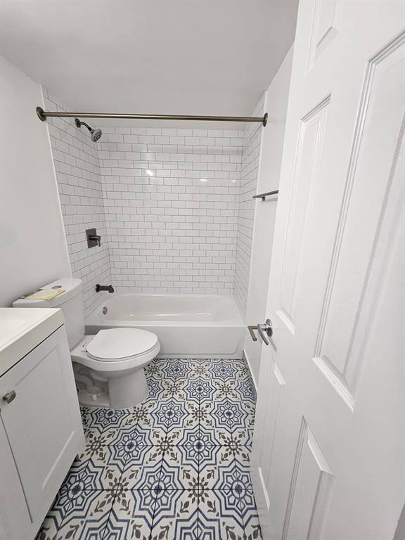 Apartment for rent at 1401 NE 17th Court #207, Fort Lauderdale, FL 33305