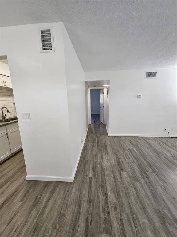 Apartment for rent at 1401 NE 17th Court #207, Fort Lauderdale, FL 33305