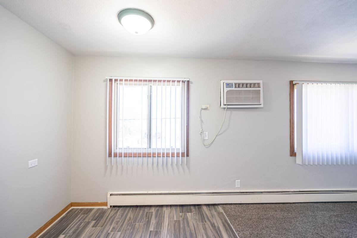 Apartment for rent at 4055 Lyndale Ave N, Minneapolis, MN 55412