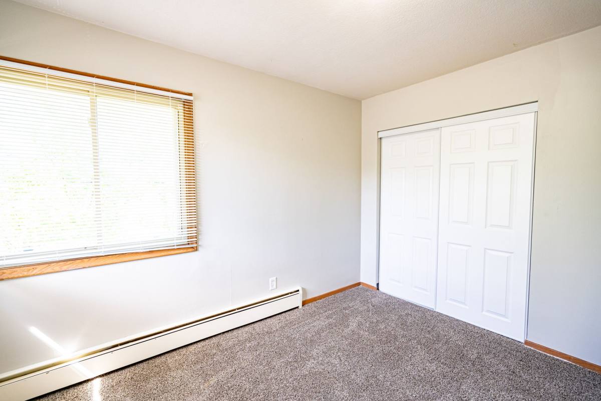 Apartment for rent at 4055 Lyndale Ave N, Minneapolis, MN 55412