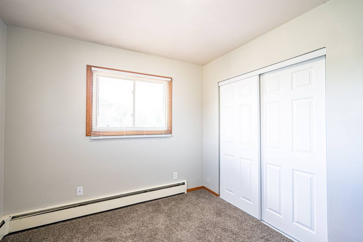Apartment for rent at 4055 Lyndale Ave N, Minneapolis, MN 55412