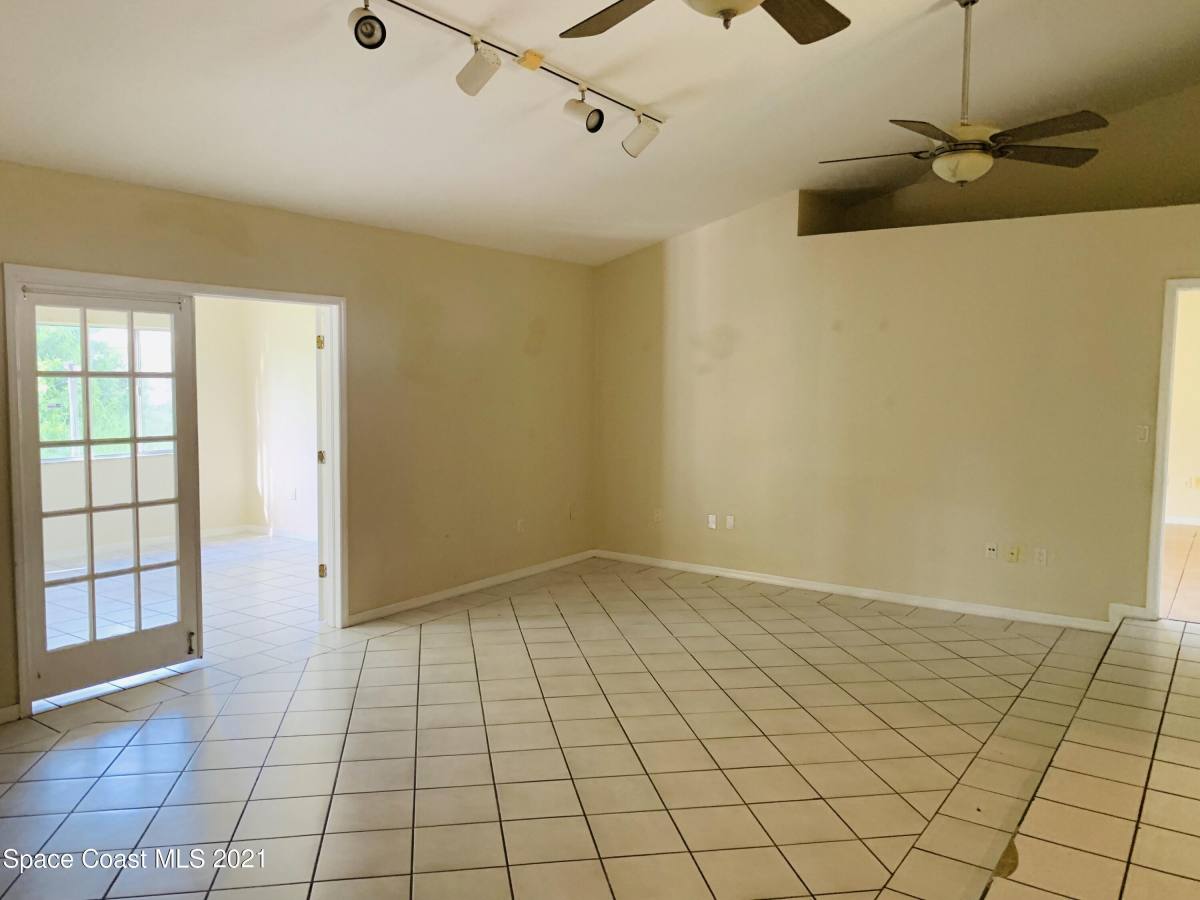 Apartment for rent at 1337 Helvenston St NW, Palm Bay, FL 32907