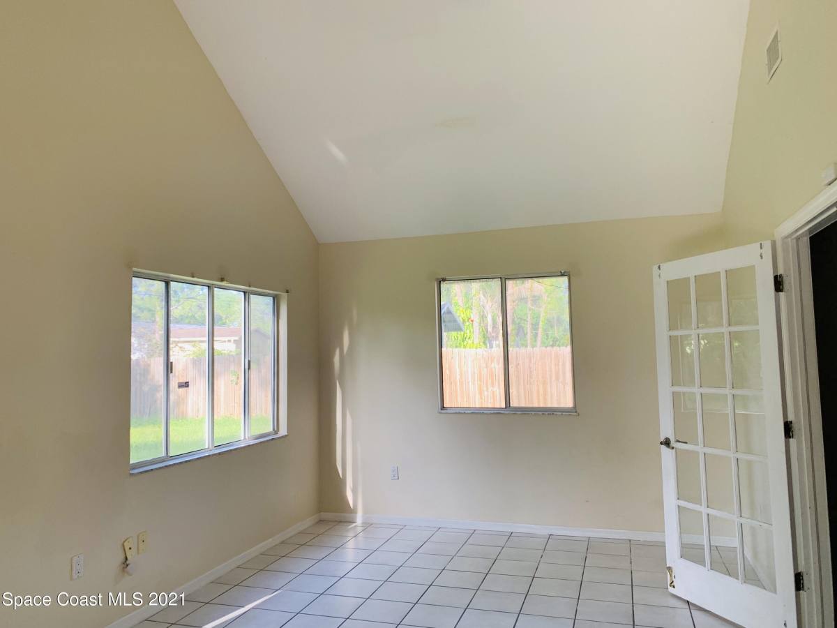 Apartment for rent at 1337 Helvenston St NW, Palm Bay, FL 32907
