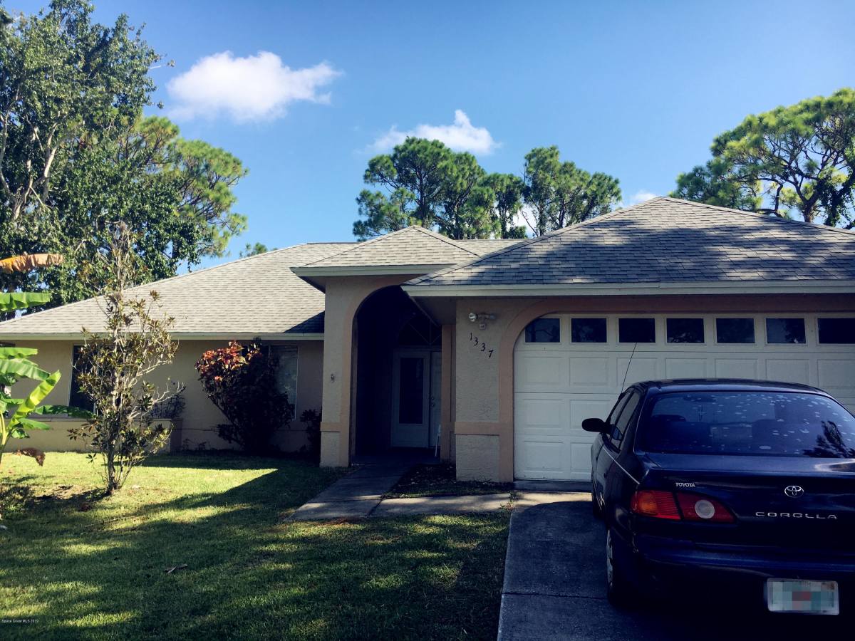 Apartment for rent at 1337 Helvenston St NW, Palm Bay, FL 32907