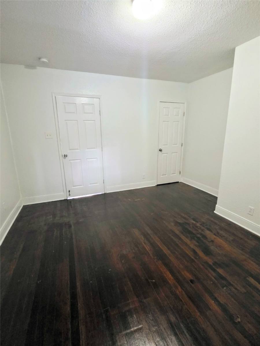 Apartment for rent at 1552 Lombardy St #3, Houston, TX 77023