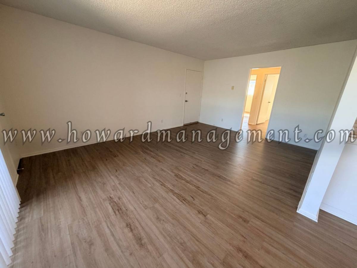 Apartment for rent at 1037 5th St, Santa Monica, CA 90403