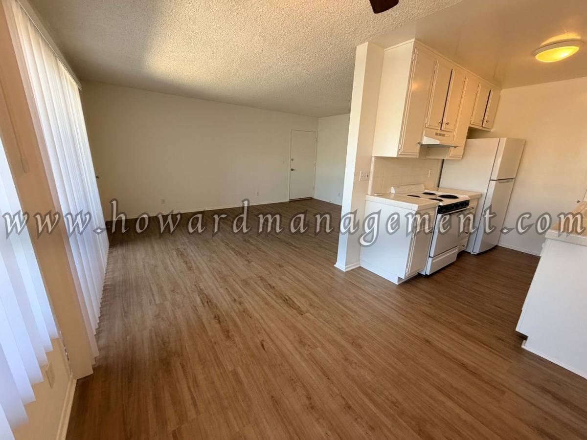 Apartment for rent at 1037 5th St, Santa Monica, CA 90403