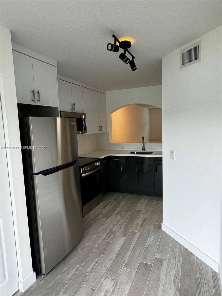 Apartment for rent at 2650 SE 12th Place #105, Homestead, FL 33035
