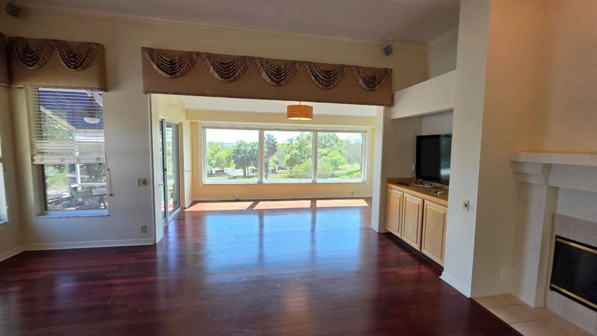 House for rent at 6048 Topsail Rd, Lady Lake, FL 32159