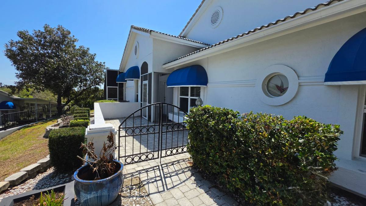 House for rent at 6048 Topsail Rd, Lady Lake, FL 32159