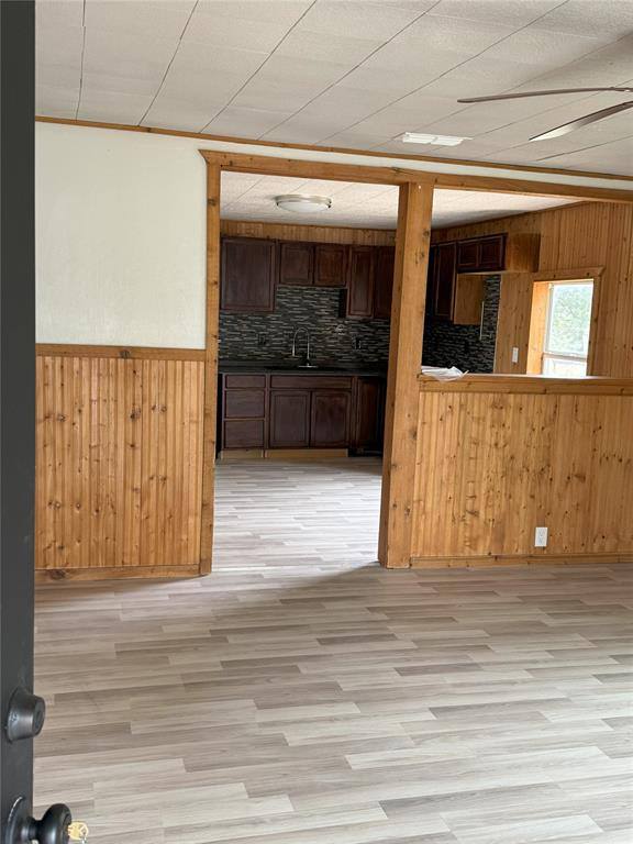 Apartment for rent at 4323 Highway 287, Alvord, TX 76225