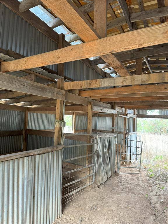 Apartment for rent at 4323 Highway 287, Alvord, TX 76225