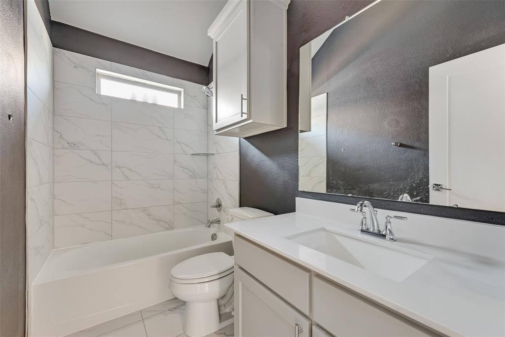 Apartment for rent at 253 Coyote Creek Dr #253, Lavon, TX 75166