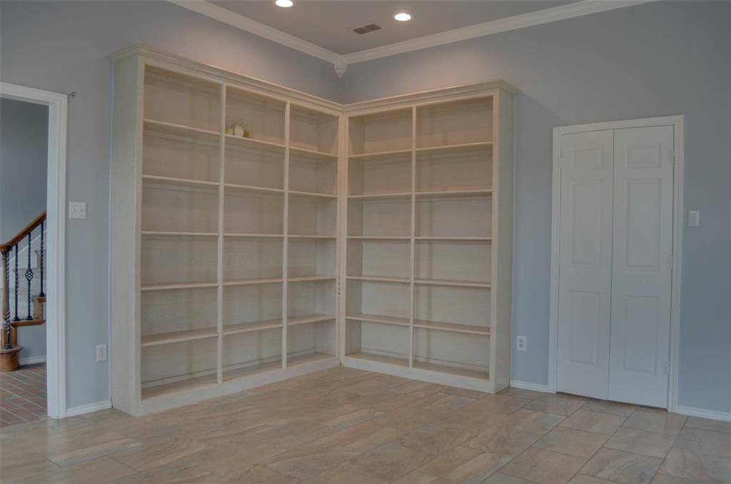 Apartment for rent at 105 Country Green Court #105, Weatherford, TX 76087