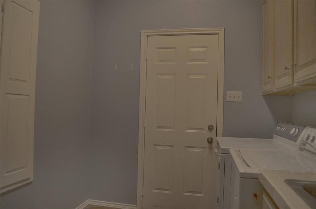 Apartment for rent at 105 Country Green Court #105, Weatherford, TX 76087
