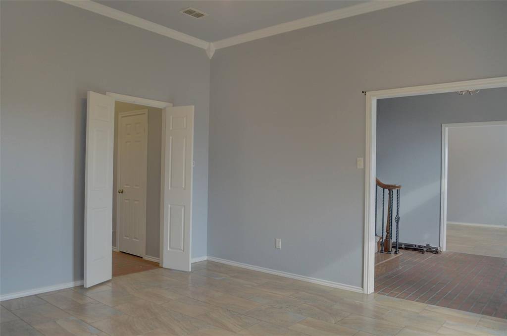 Apartment for rent at 105 Country Green Court #105, Weatherford, TX 76087
