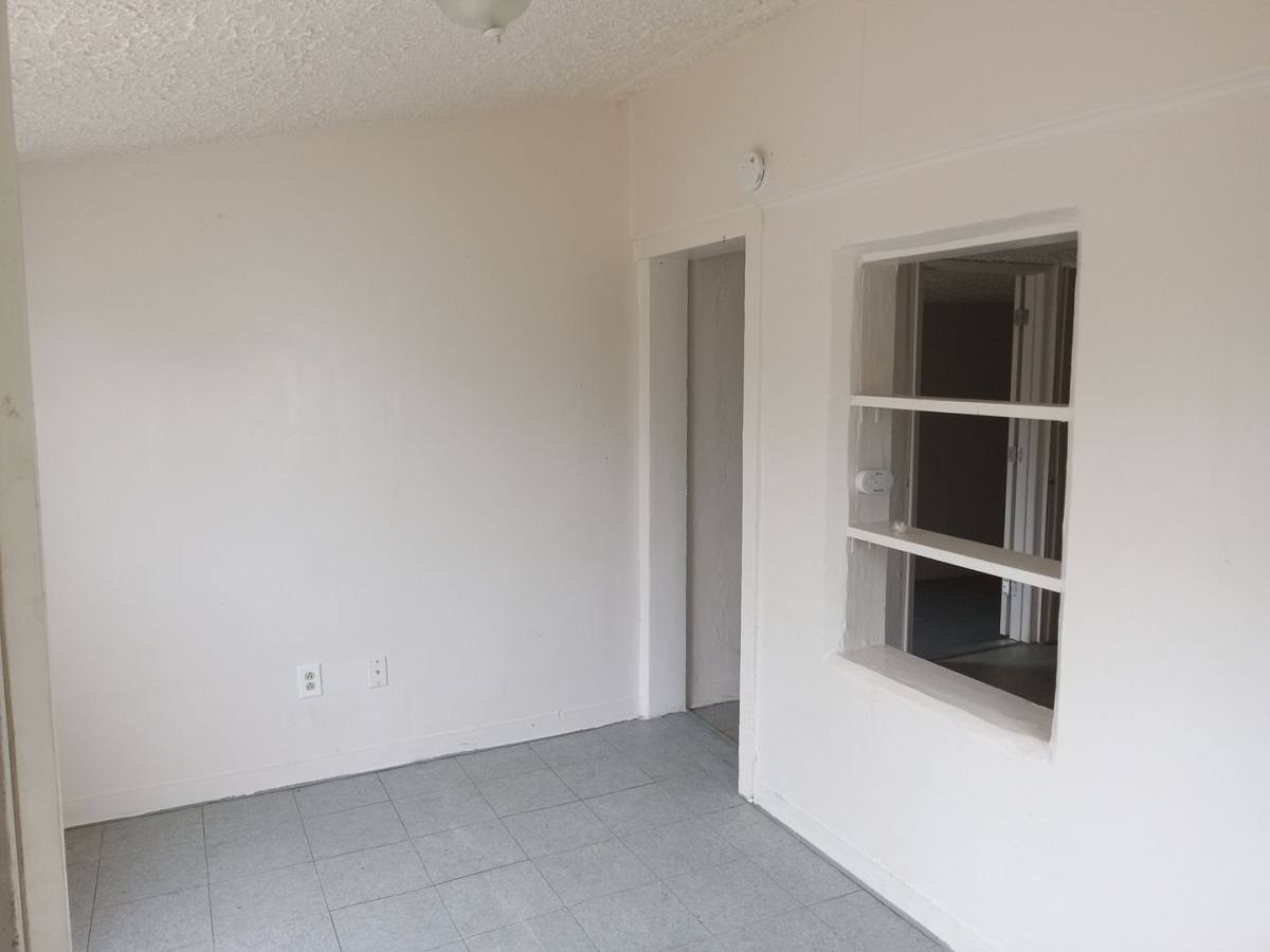 Apartment for rent at 58 S Pine St, Bridgeton, NJ 08302