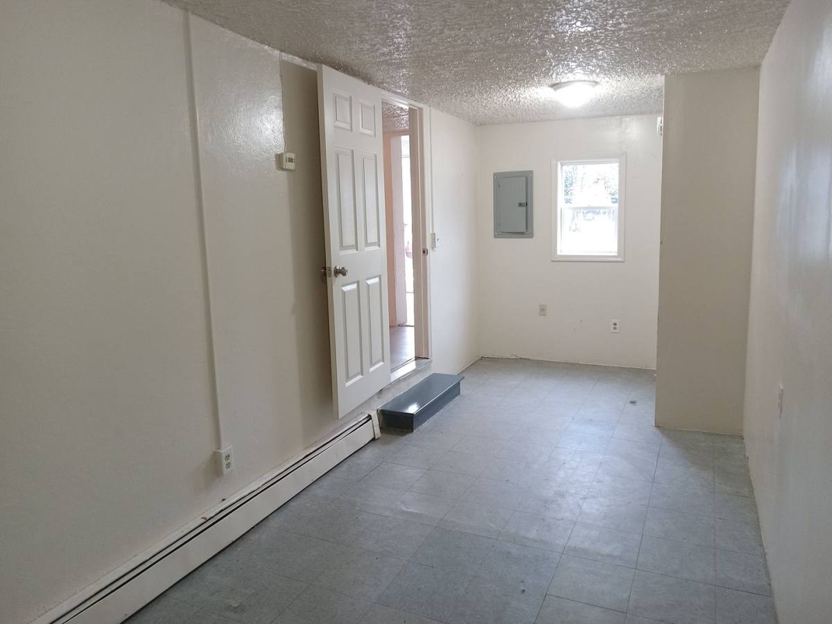 Apartment for rent at 58 S Pine St, Bridgeton, NJ 08302