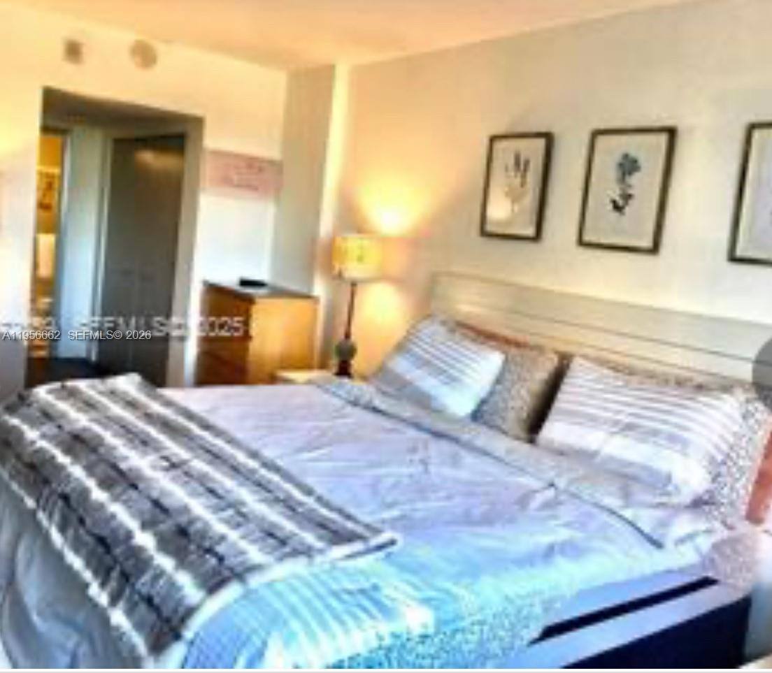 Apartment for rent at 11111 Biscayne Blvd #111114D, Miami, FL 33181